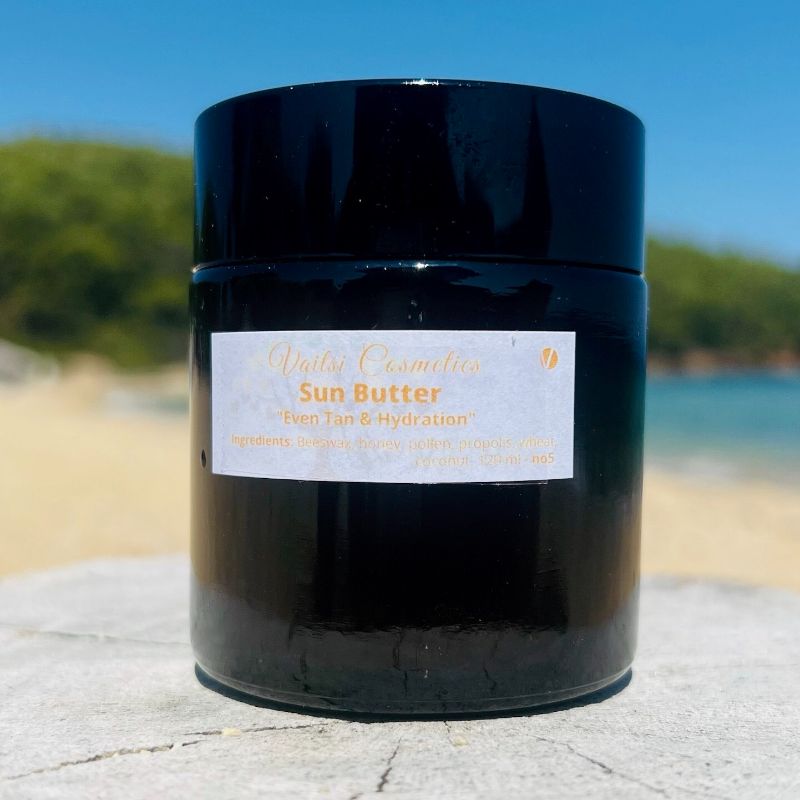 Discover the Moisturizing, Even Tanning and Sunscreen Butter, and enjoy the perfect skin under the sun. Visit our website for more information - VAITSI COSMETICS