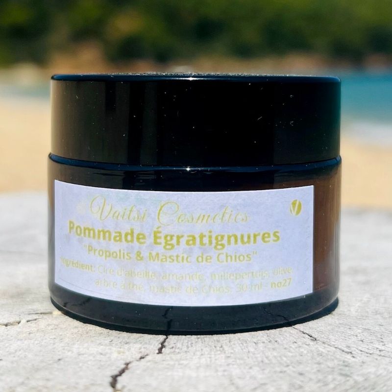 Soignez vos coupures et vos blessures avec notre pommade à l'argile. Visitez notre page pour en savoir plus sur ses utilisations - VAITSI COSMETICS